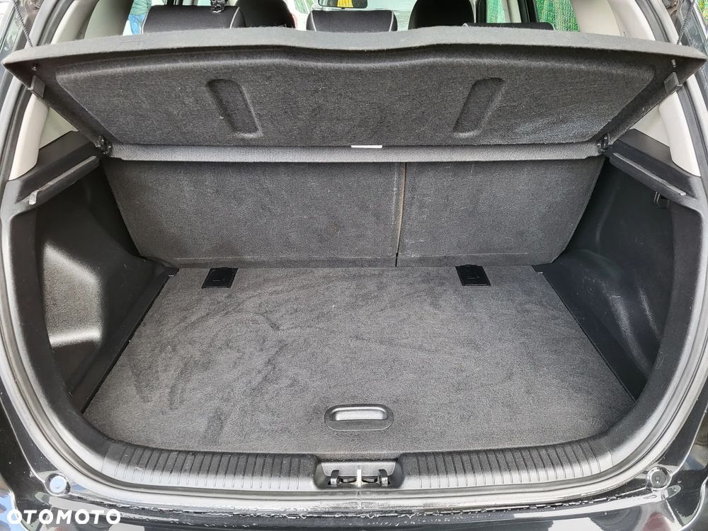 Kia Venga 1.6 CVVT Automatik Platinum Edition - 23