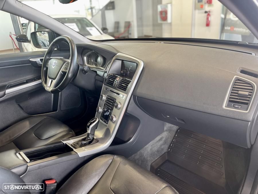 Volvo XC 60 2.0 D4 Summum Geartronic - 30