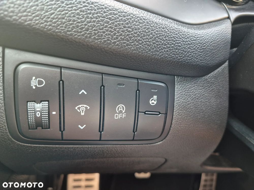 Kia Ceed 1.6 CRDi 136 ISG GT Line - 16