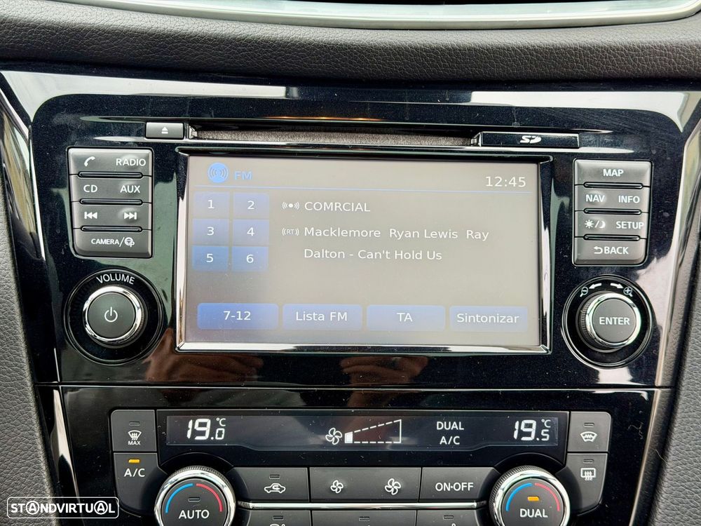 Nissan Qashqai 1.2 DIG-T Tekna Premium S Alcantara - 28