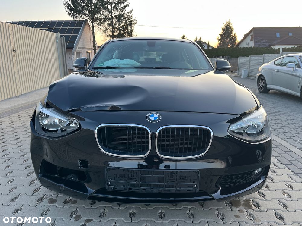 BMW Seria 1 116i - 4