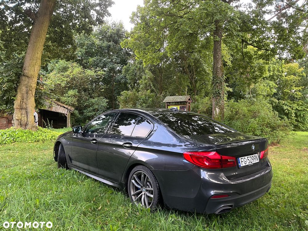BMW Seria 5 540i xDrive - 4
