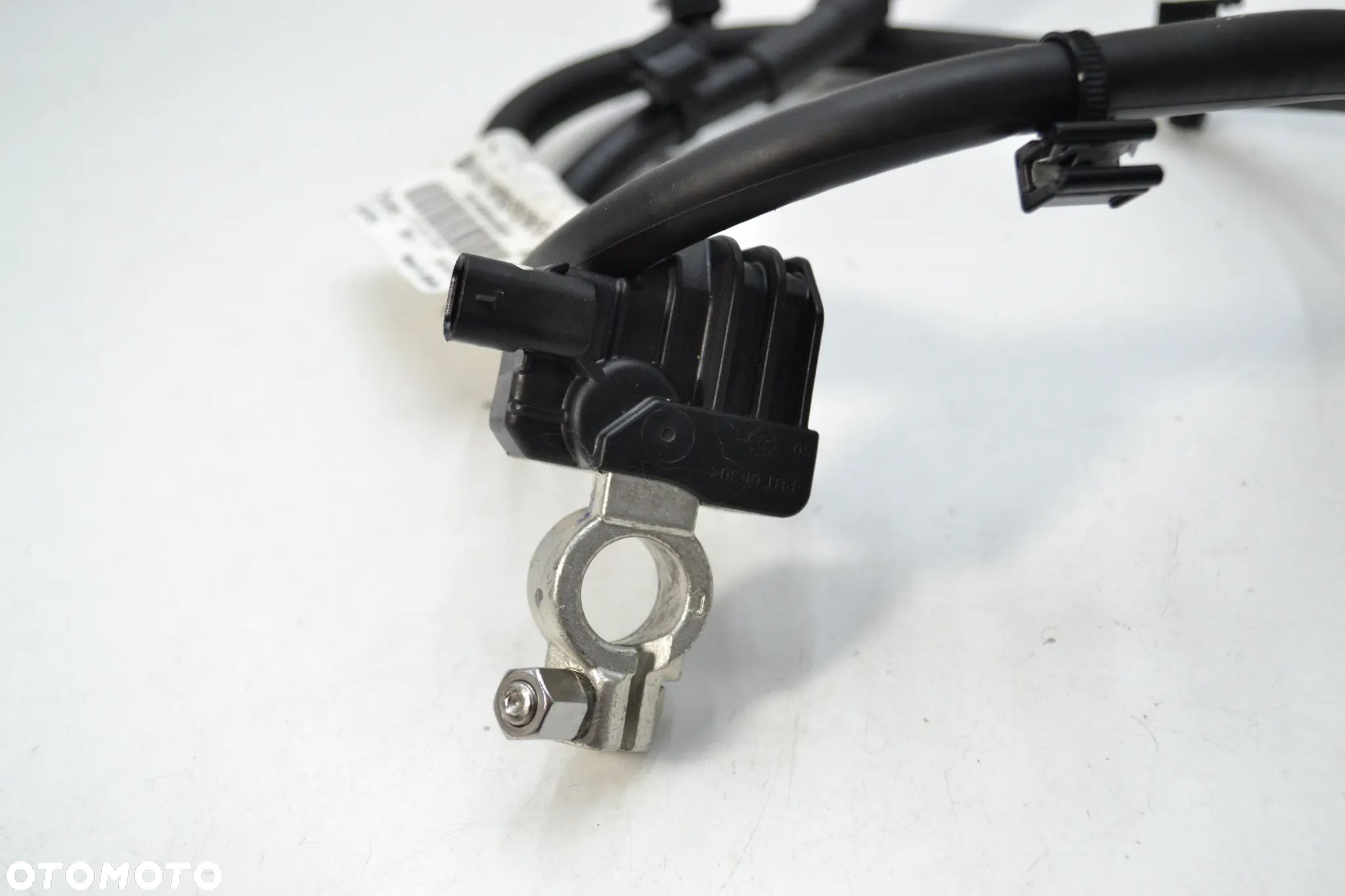 AUDI A8 D4 PRZEWÓD AKUMULATORA MINUS MASA KLEMA 4H0915181F - 1