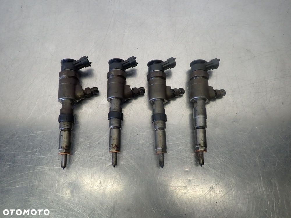 WTRYSK PEUGEOT BIPPER 1.4 0445110252 - 1