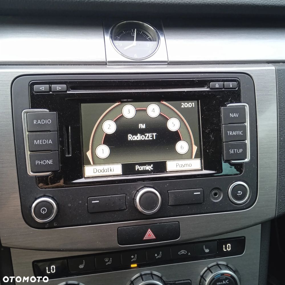 Volkswagen Passat 2.0 TDI Comfortline - 27