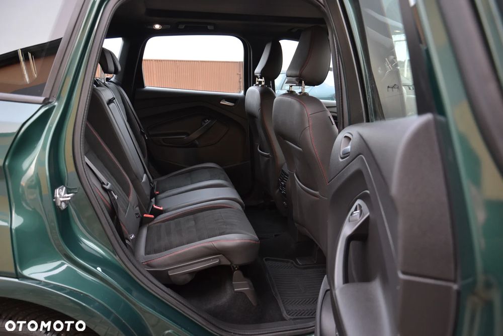 Ford Kuga 1.5 EcoBoost 4x4 ST-Line - 34