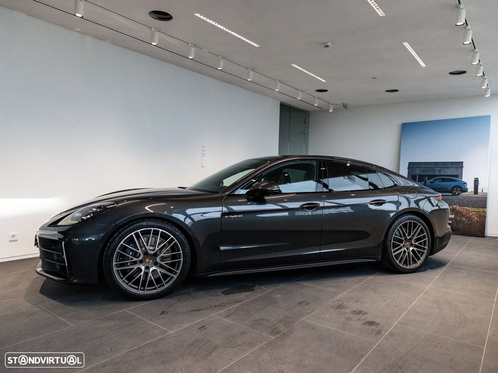 Porsche Panamera - 3