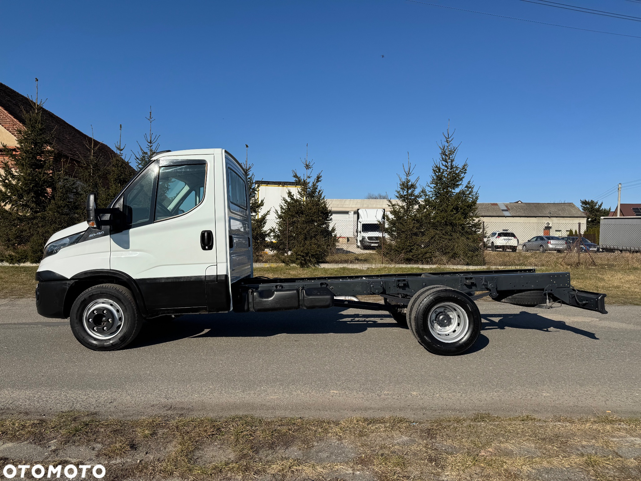 Iveco 60-150 * 3.0 / 150KM * Rama do zabudowy * Rozstaw osi: 3.7m * - 9