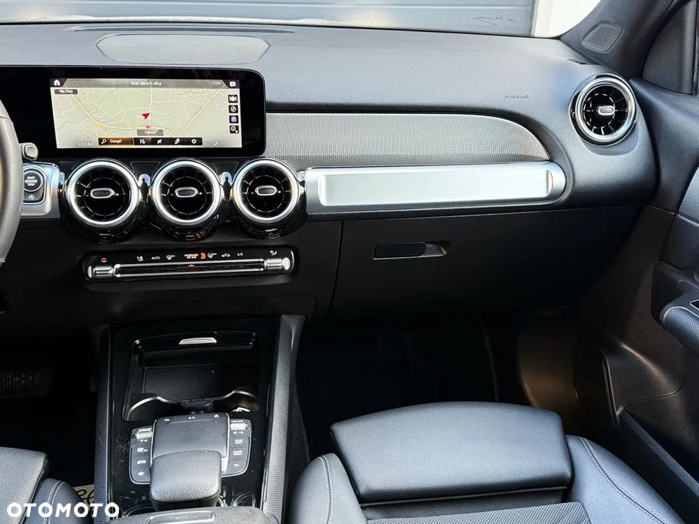 Mercedes-Benz GLB 200 d 8G-DCT Progressive - 9