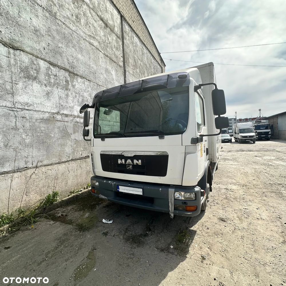 MAN TGM  12.220 - 9