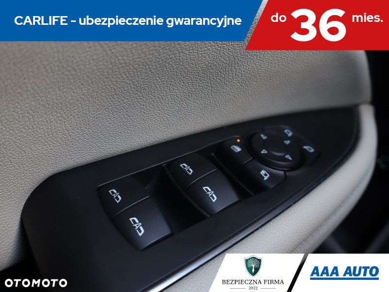 Opel Insignia - 18