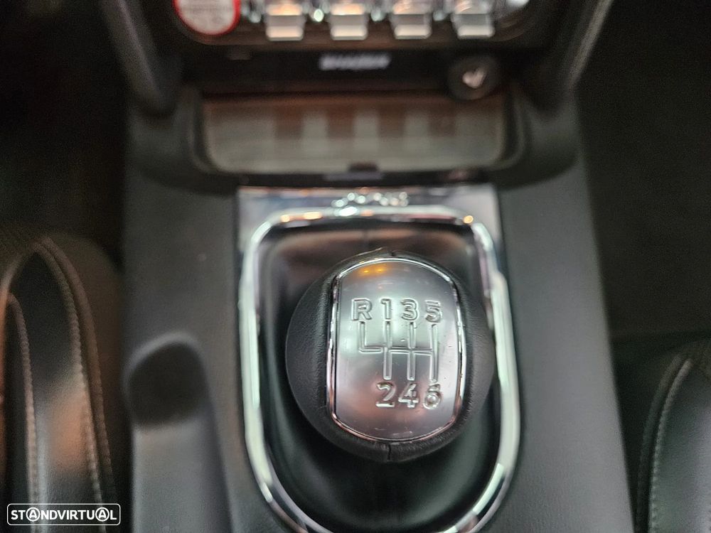 Ford Mustang 2.3 Eco Boost - 26