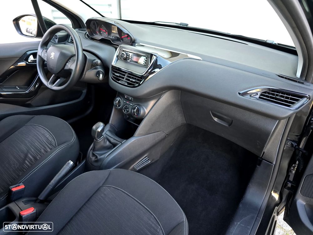 Peugeot 208 HDi 68 Access - 21