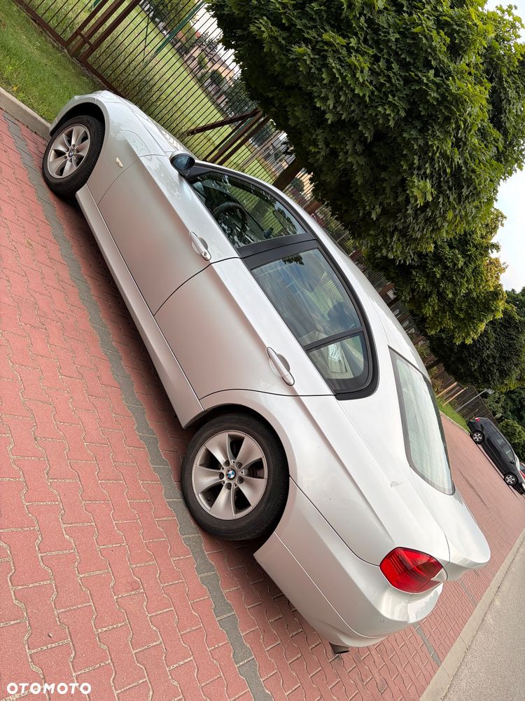 BMW Seria 3 318i - 10