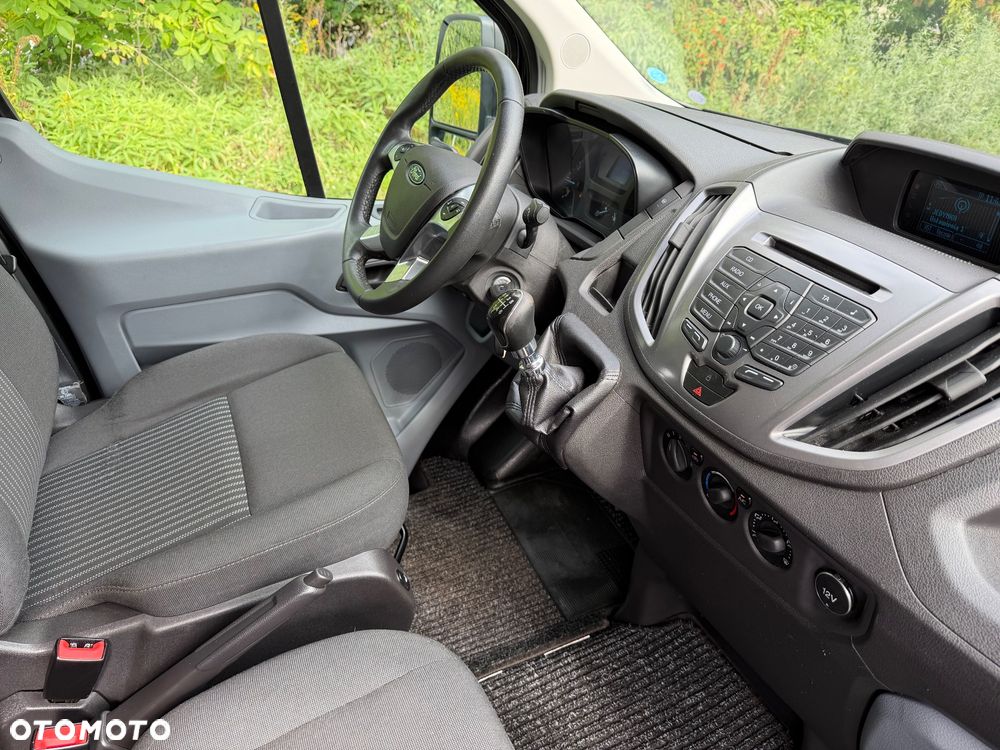 Ford TRANSIT - 21