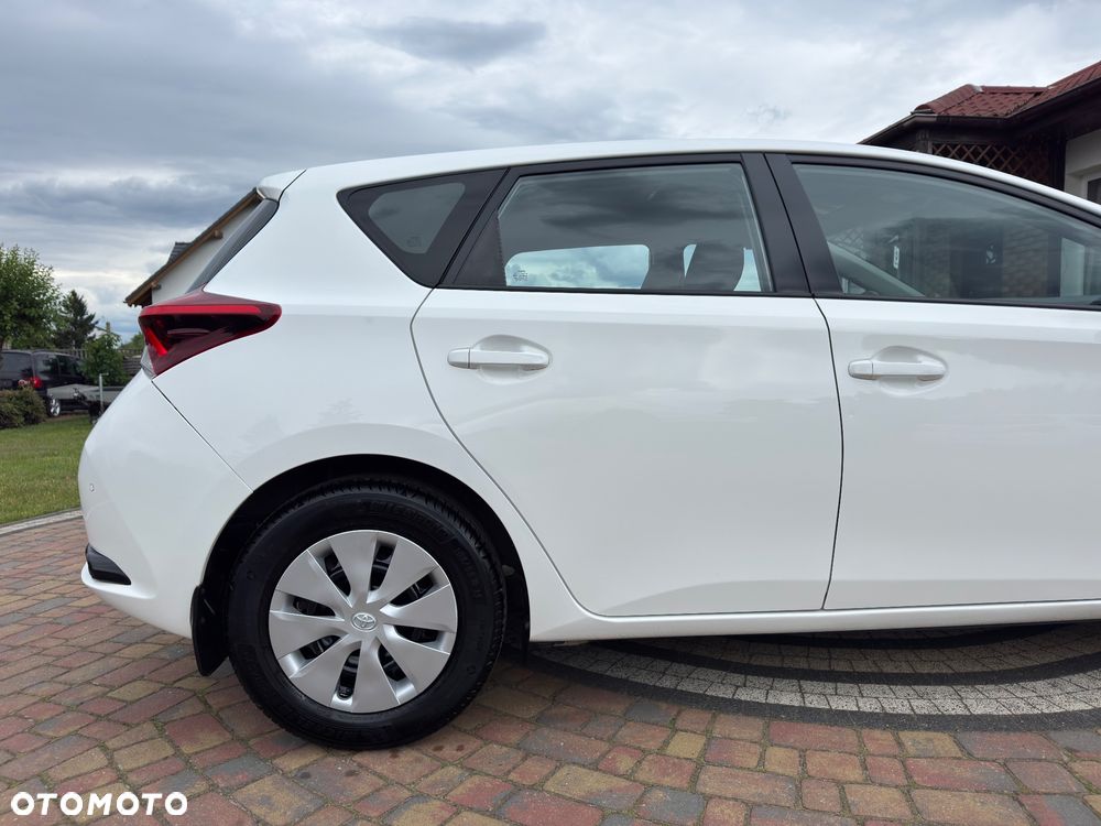 Toyota Auris 1.33 VVT-i Active - 16