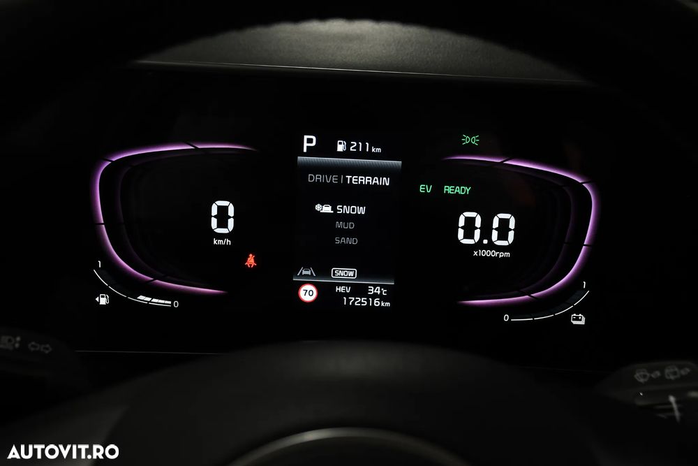 Kia Sportage 1.6 T-GDI PHEV 6AT 4x4 Style - 22