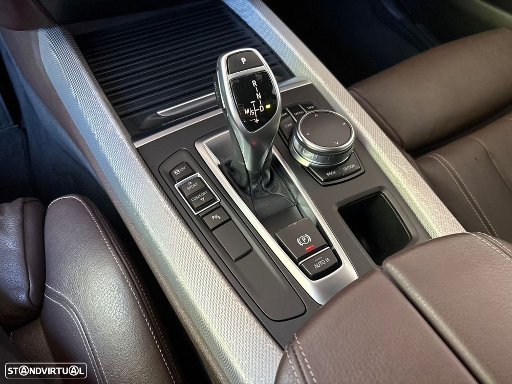 BMW X5 25 d sDrive Pack M - 55