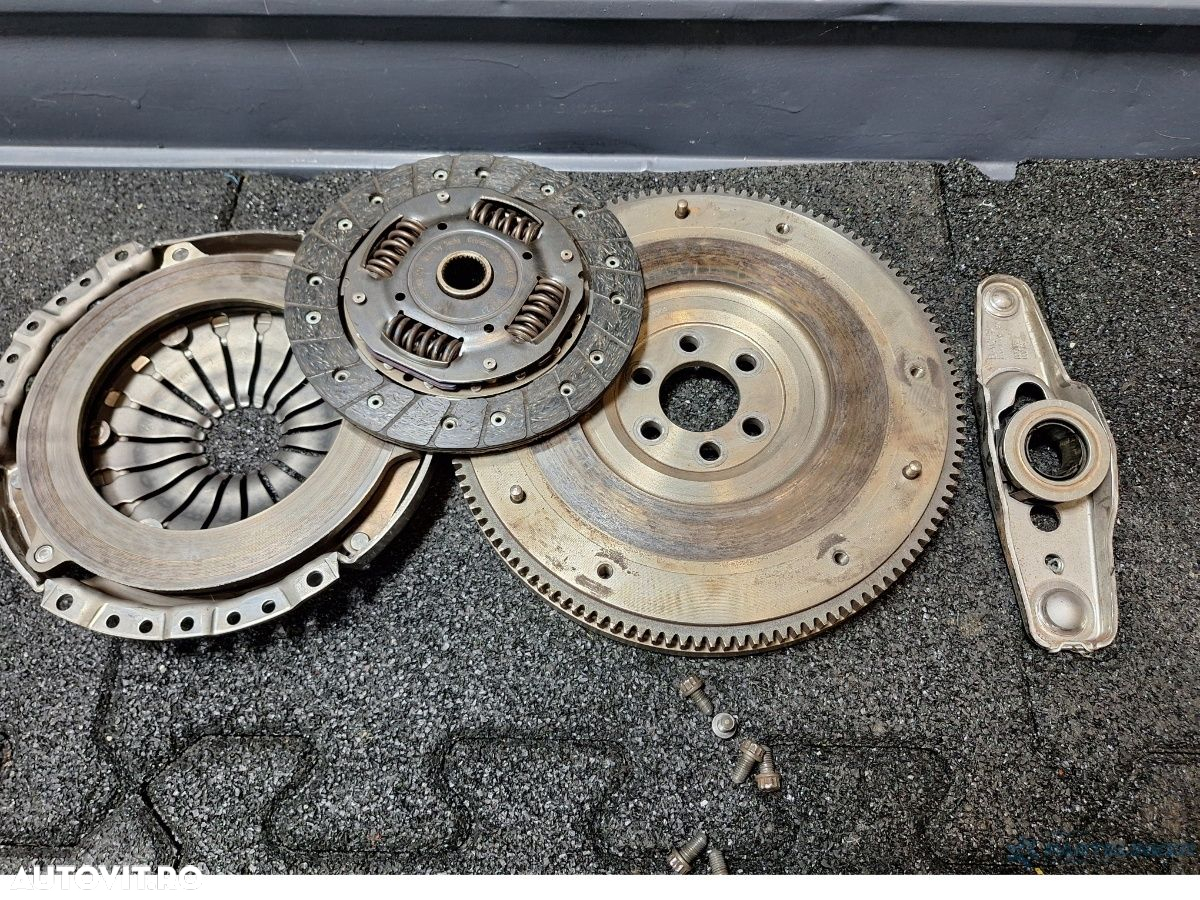 Kit ambreiaj SKODA FABIA Combi (6Y5) [ 2000 - 2007 ] 1.2 (AZQ, BME) 47KW|64HP SACHS 053082000797 - 4