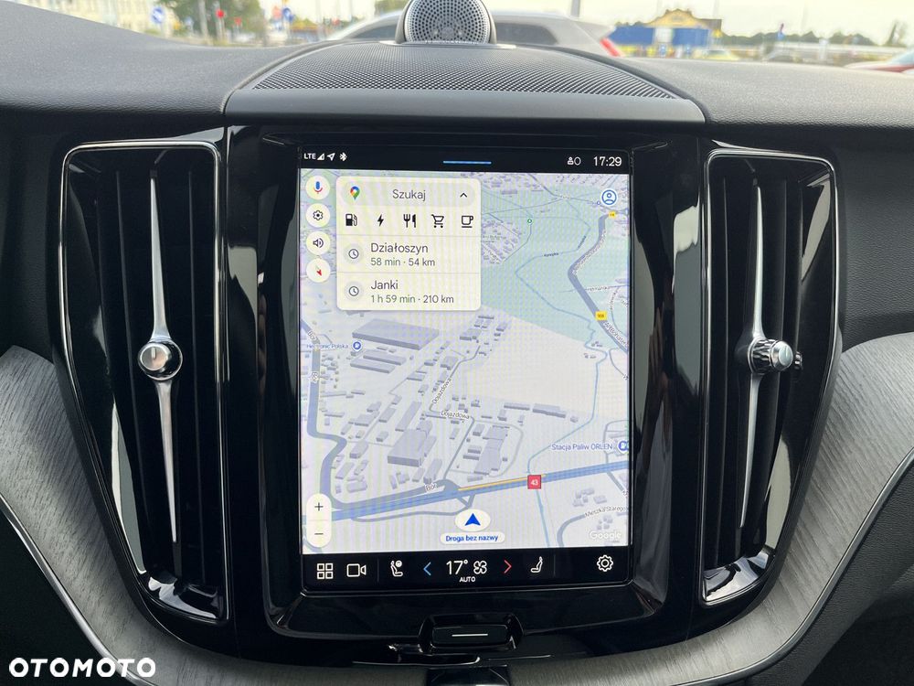 Volvo XC 60 - 16