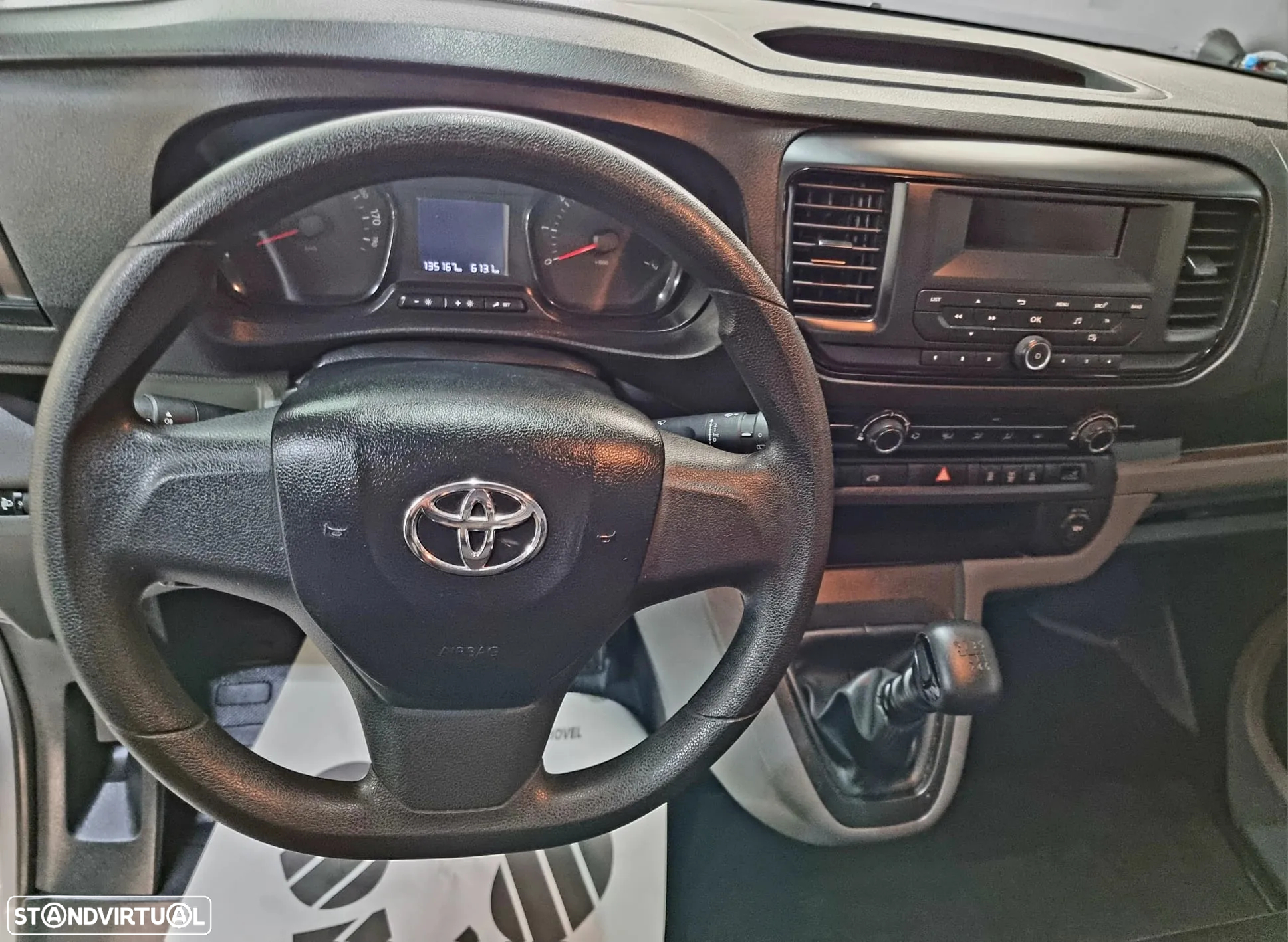 Toyota PROACE  1.6 D 4D 3 LUGARES L 1 - 18