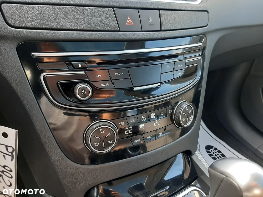 Peugeot 508 BlueHDi 120 EAT6 Stop&Start Business-Line - 21