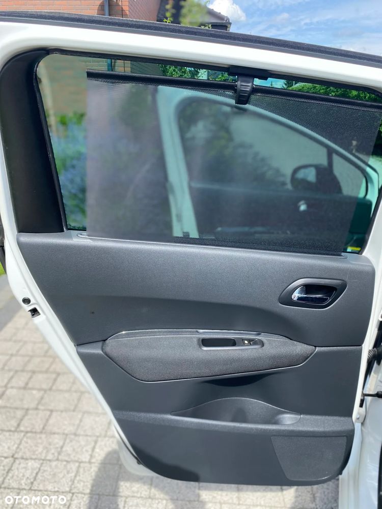 Peugeot 5008 1.6 HDi Premium - 12