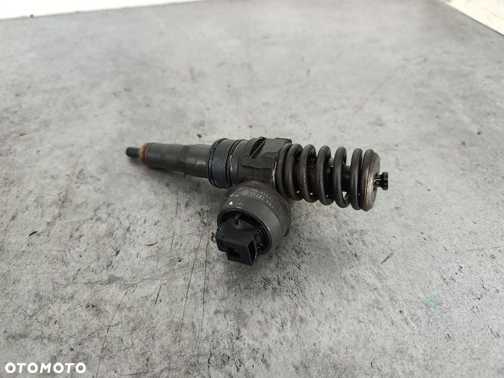 POMPOWTRYSK VW PASSAT B5 FL 038130073AJ  0414720037 BOSCH  VW 1.9 TDI - 4