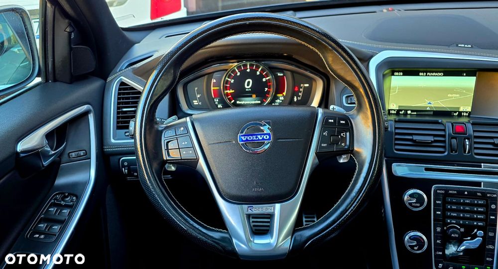 Volvo XC 60 T5 Drive-E R-Design Summum - 37