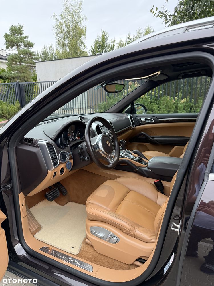 Porsche Cayenne Diesel Platinum Edition - 25