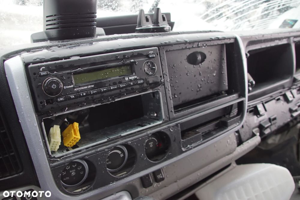 Auto na części - Fuso Canter 9C18 3.0 D 175 KM 4P10 Duonic 2020R Silnik Skrzynia Drzwi Lampa Lusterko Klamka Szyba Owiewka Osłona Kontener Zabudowa Deska Kokpit Sterownik Moduł Czujnik Licznik Panel - 12