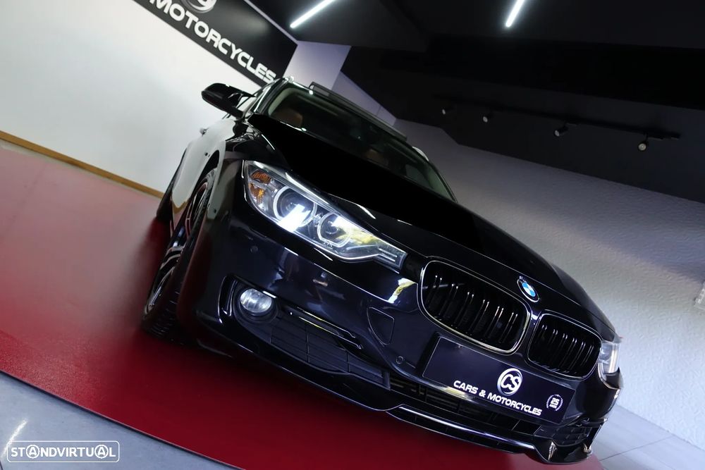 BMW 320 d Pack M - 31