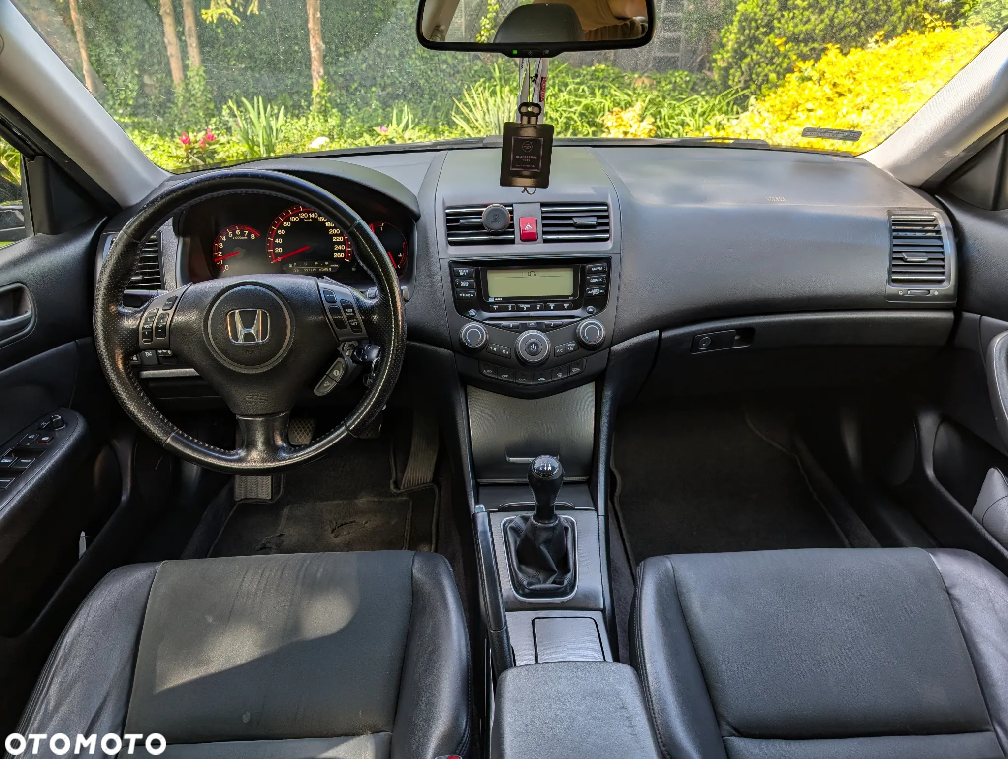 Honda Accord 2.0 Executive - 9