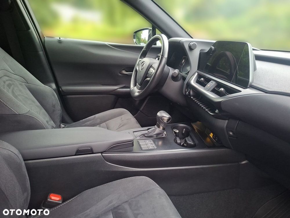 Lexus UX 250h GPF Business 2WD - 9
