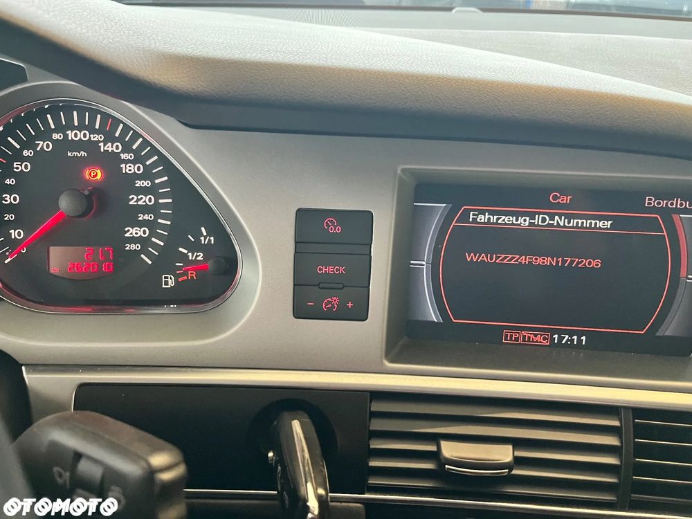 Audi A6 Limousine 2.4 - 24