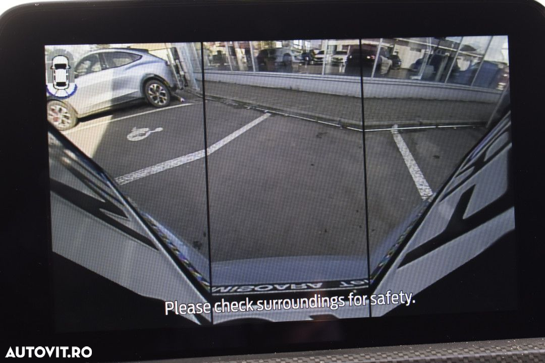 Ford Kuga - 24