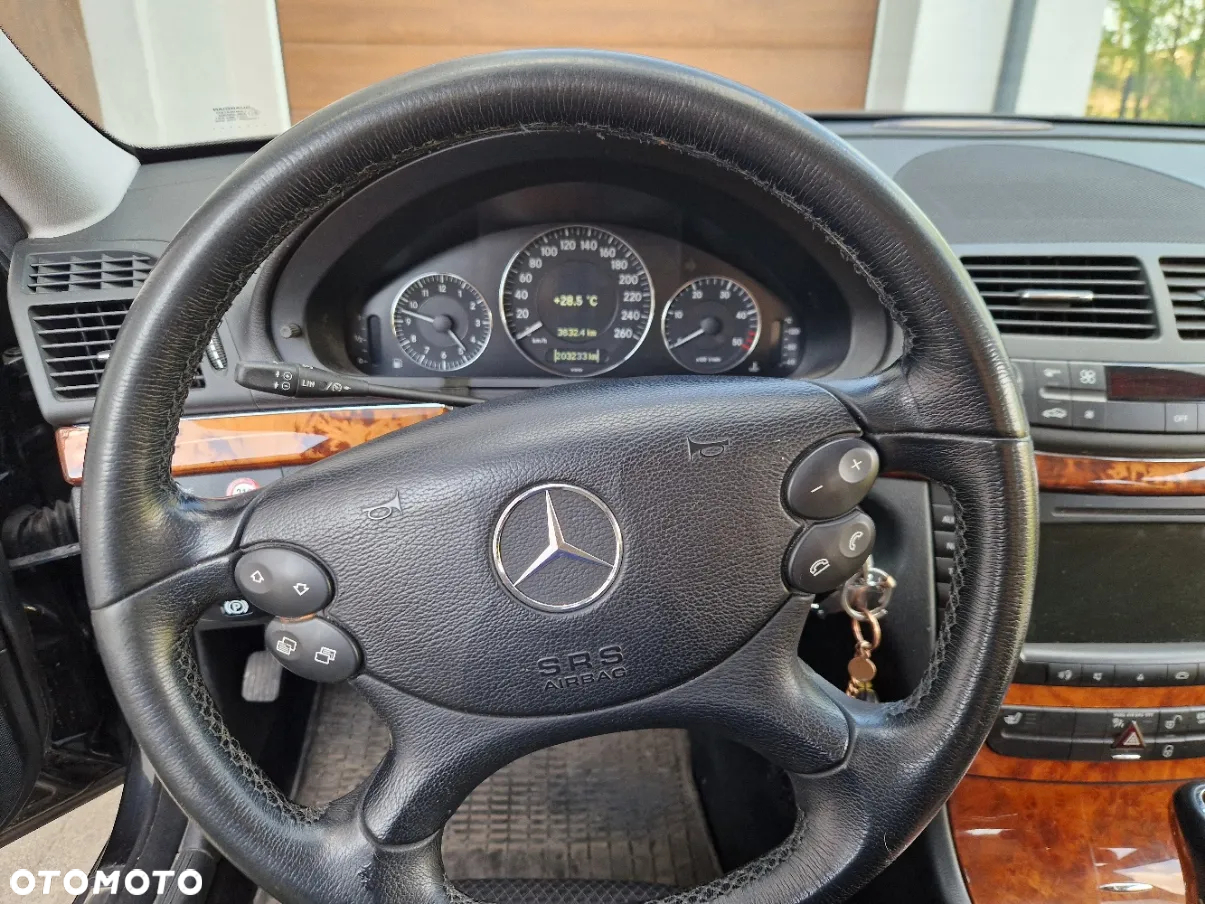 Mercedes-Benz Klasa E 220 T CDI Automatik Avantgarde - 5