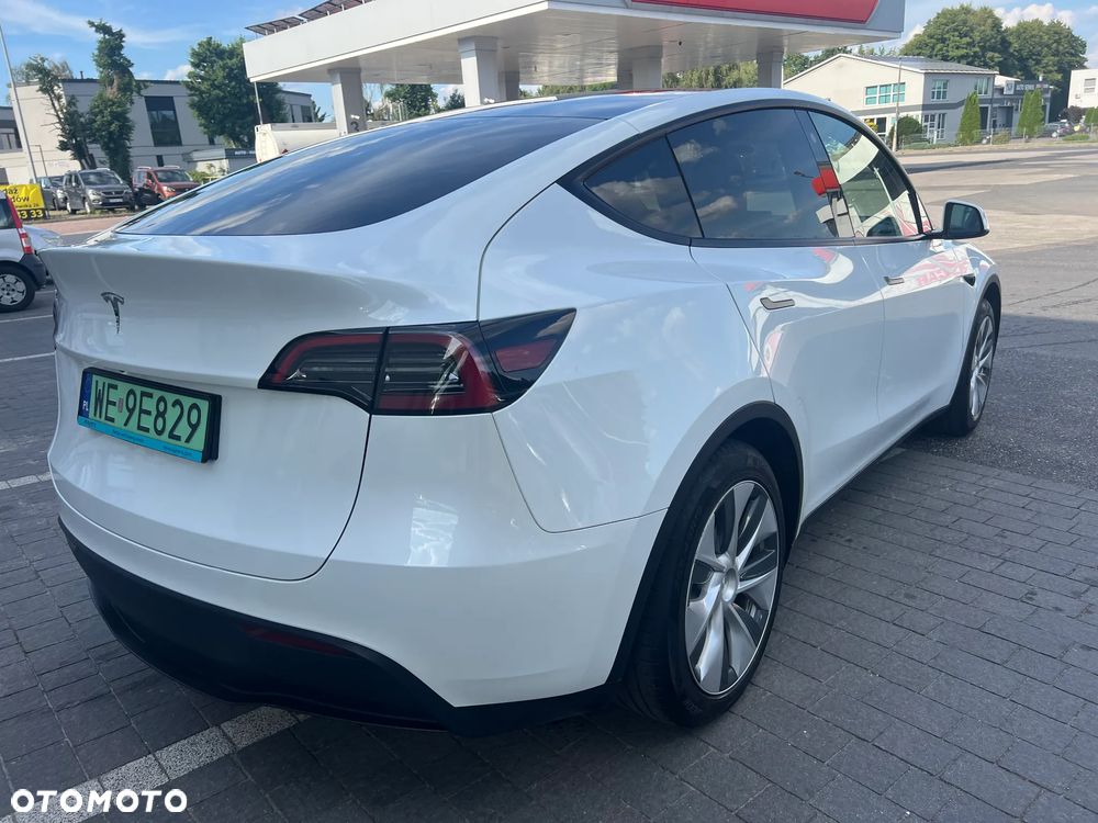 Tesla Model Y RWD - 3