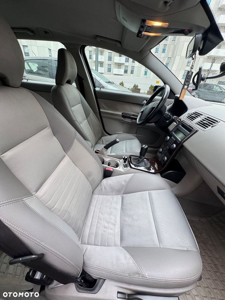 Volvo V50 T5 Kinetic - 5