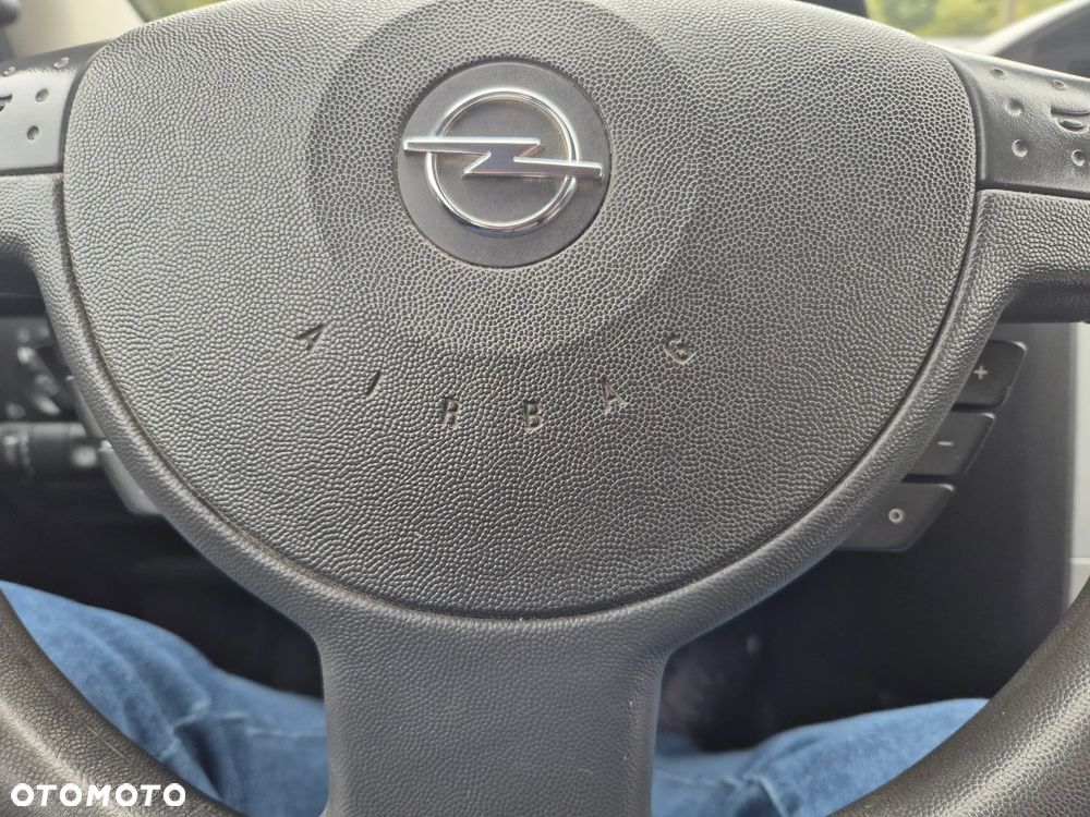 Opel Corsa - 9