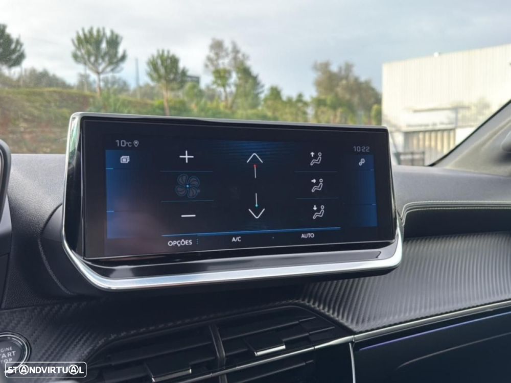 Peugeot 208 1.2 PureTech GT Line - 15