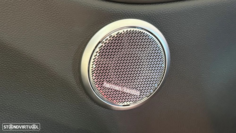 Alfa Romeo Giulia 2.9 V6 Bi-Turbo AT8 Quadrifoglio - 40