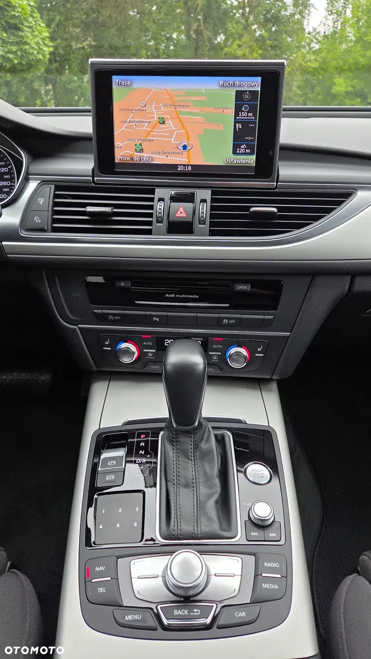 Audi A6 Avant 2.0 TDI Ultra S tronic - 24
