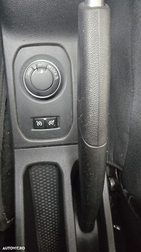 Dacia Duster 1.2 TCe 4WD Comfort - 11