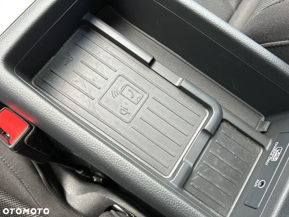 Audi A4 Limousine 35 TFSI S tronic - 28