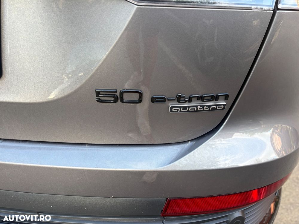 Audi Q4 e-tron 50 quattro - 5
