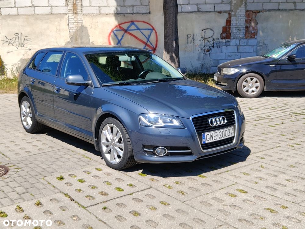 Audi A3 Sportback - 2