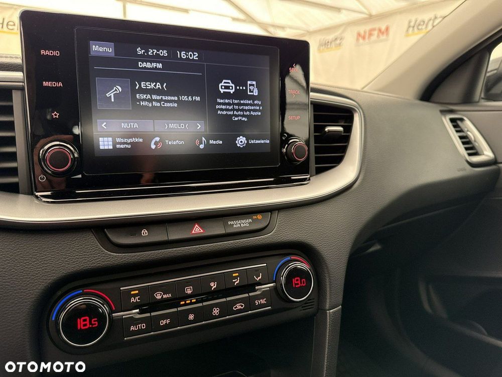 Kia Ceed - 27