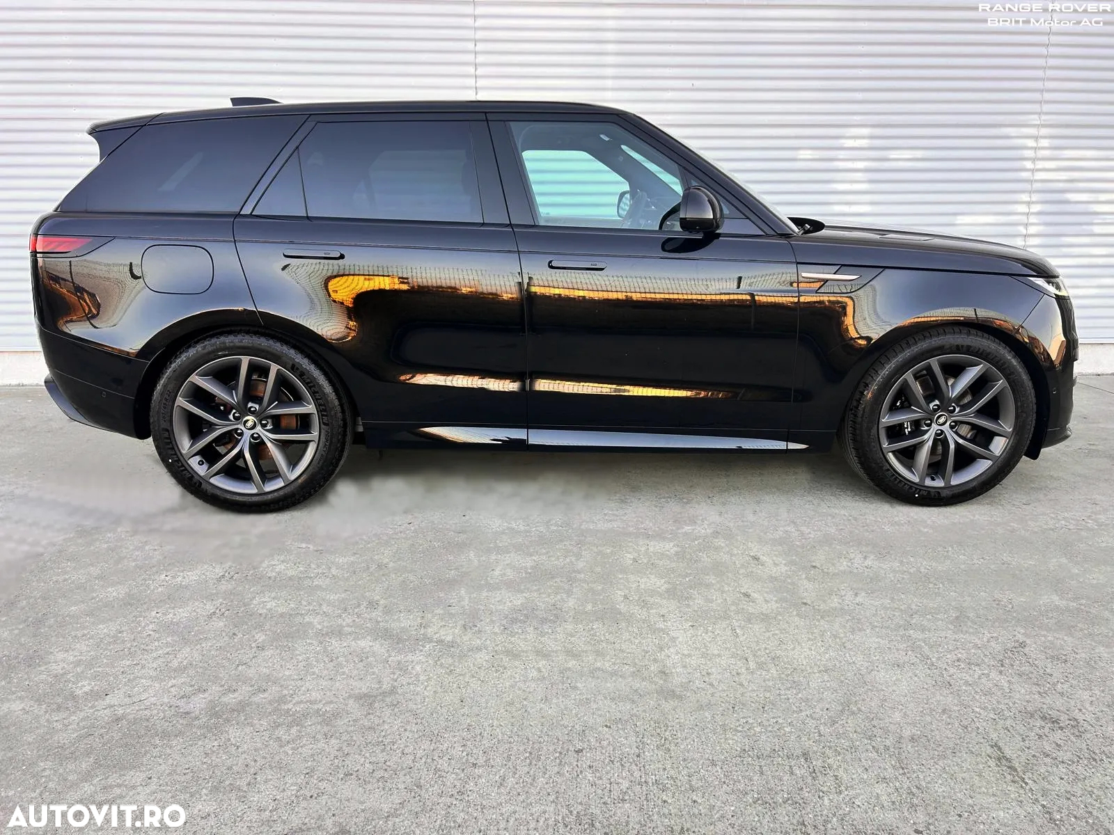 Land Rover Range Rover Sport 3.0 I6 D300 MHEV Dynamic SE - 3