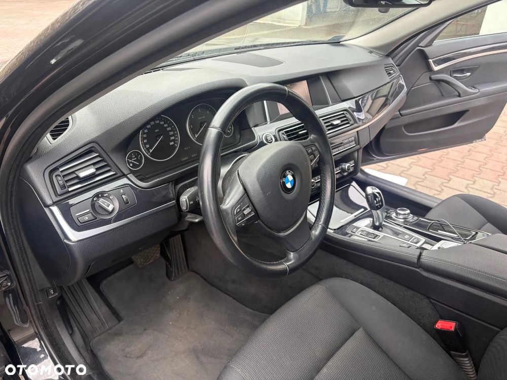 BMW Seria 5 520d - 10
